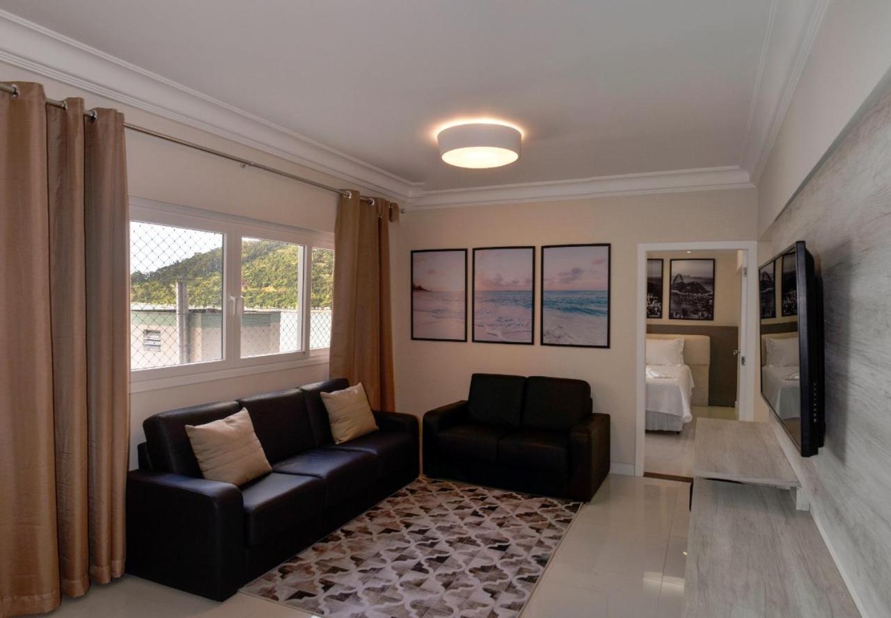 Frente Mar Pe Na Areia, Na Av Atlantica Leilighet Balneário Camboriú Eksteriør bilde